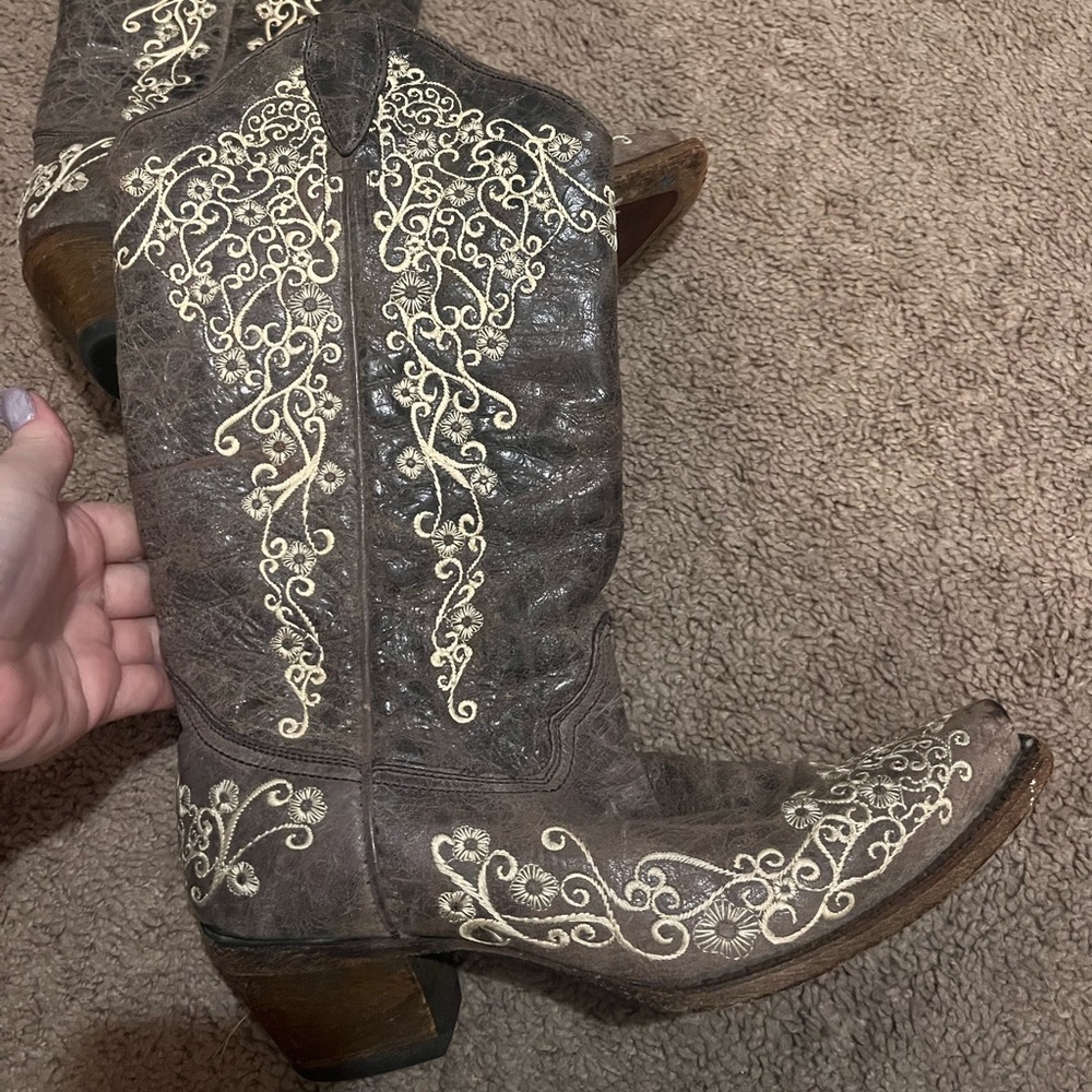 Women’s Cowgirl Corral Boots